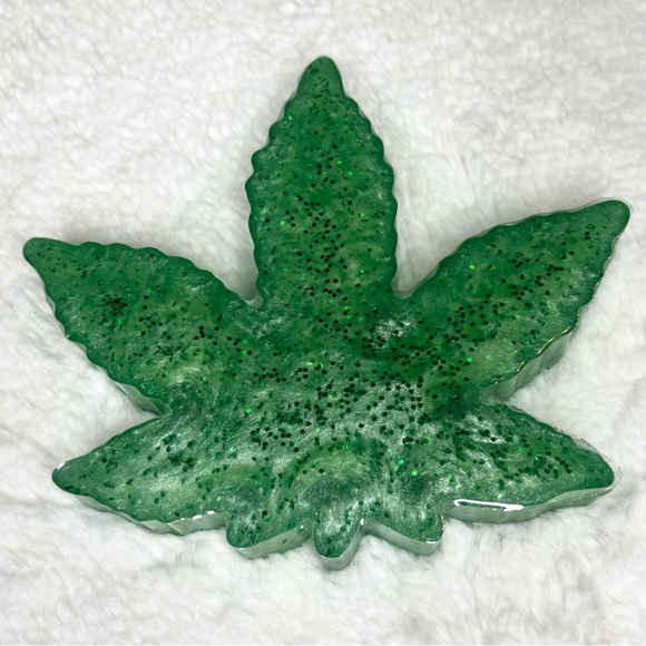 Handmade 420 Green Glitter Resin Ashtray Bud Tray Change Jewelry Pot Gift - Picture 5 of 8